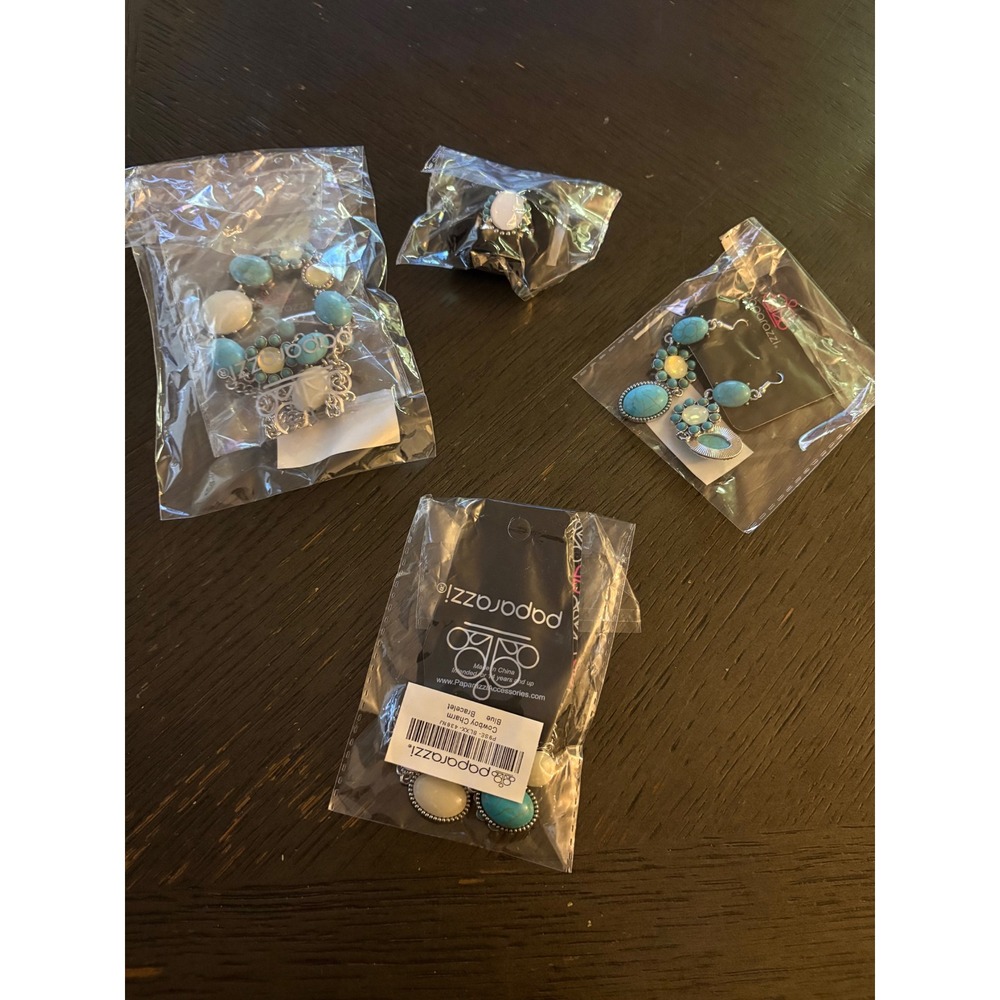 Paparazzi Simply Santa Fe Complete Trend Blend Turquoise Jewelry Set 4pc NEW - Picture 4 of 5
